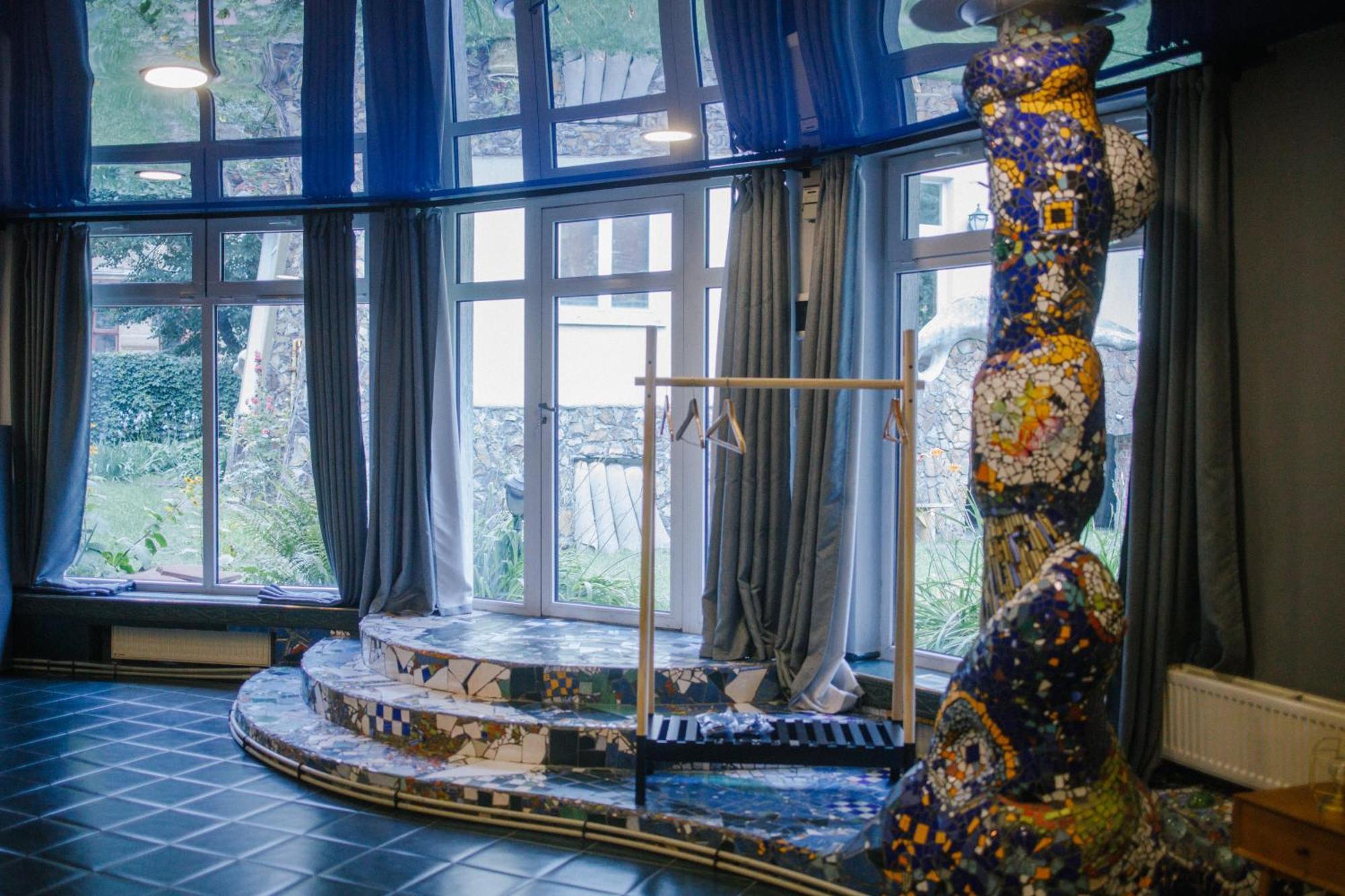 Gaudi Apartment In Lviv Eksteriør billede